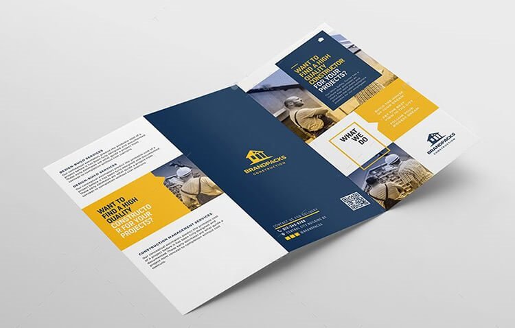 Brochure công ty xây dựng màu xanh, vàng