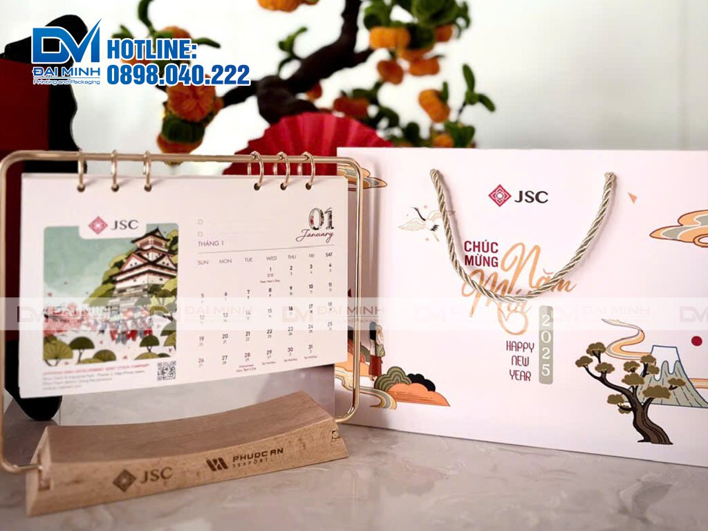 Lịch đế gỗ JSC 2025