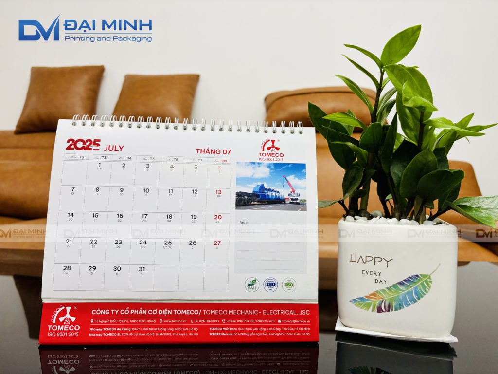 Lịch để bàn Tomeco thiết kế với hình ảnh giới thiệu về sản phẩm