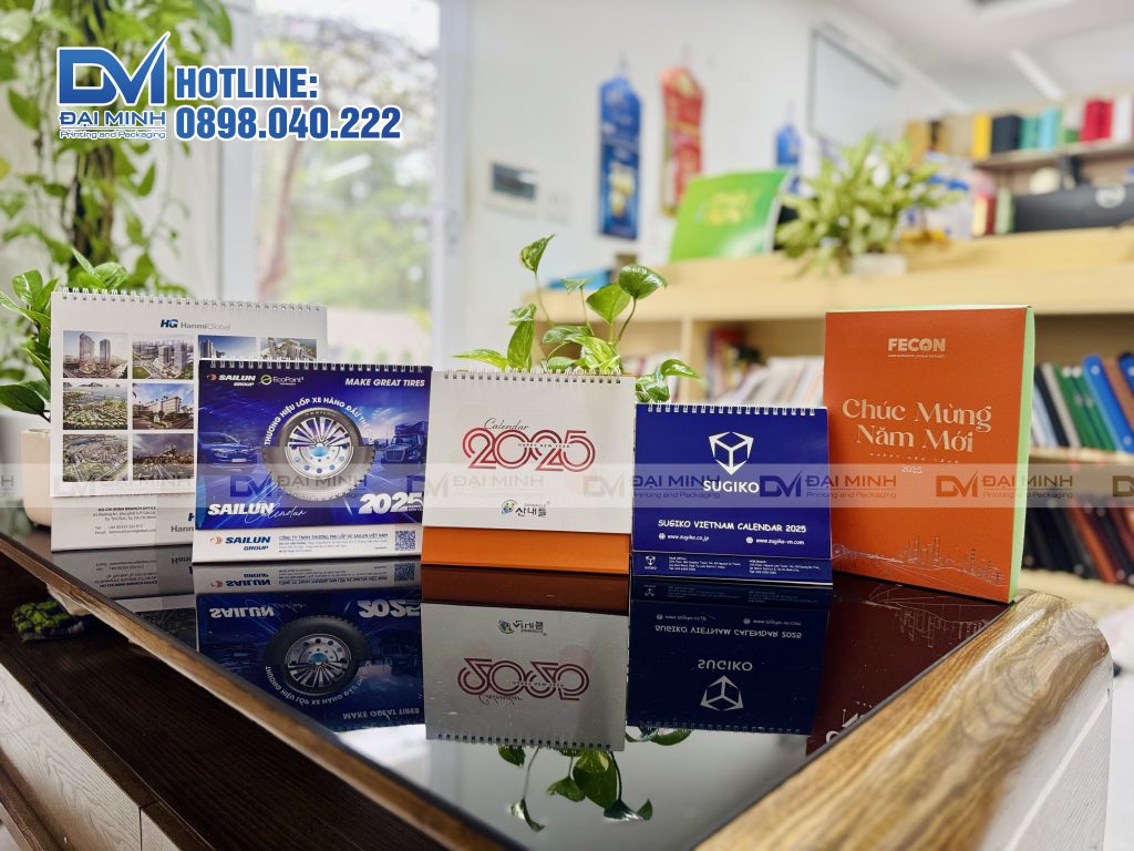 Một số size Lịch để bàn